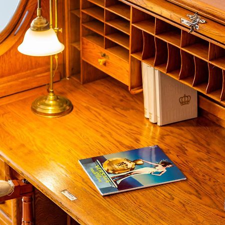 Classic Style Apartment In The Center Of Riga Exteriör bild