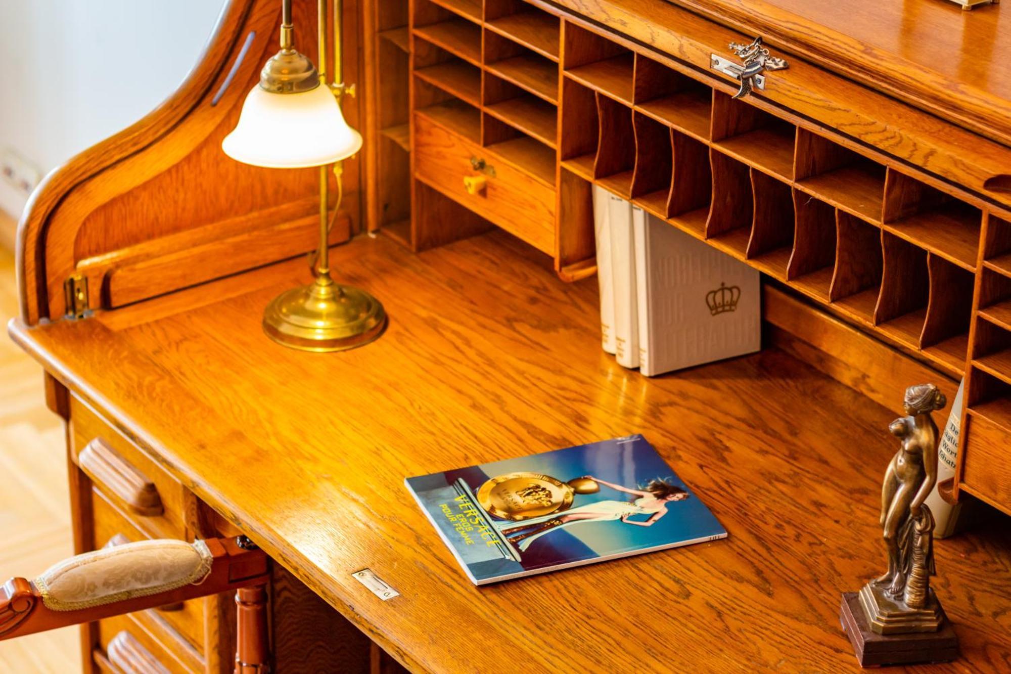 Classic Style Apartment In The Center Of Riga Exteriör bild